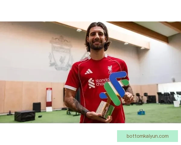 索博斯洛伊作为匈牙利队长，近期表现稳健，球队竞争力增强值得关注